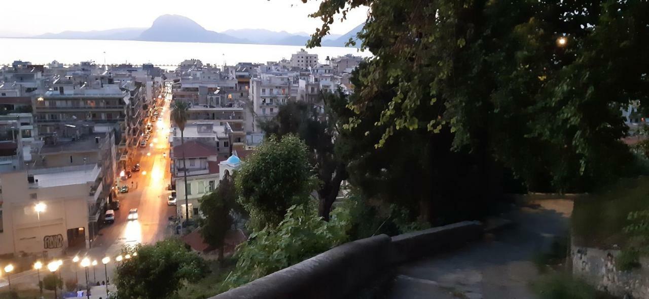 Apartamento Chryssa - Χρυσα Patras Exterior foto